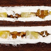 Мадам Чо с ананасом